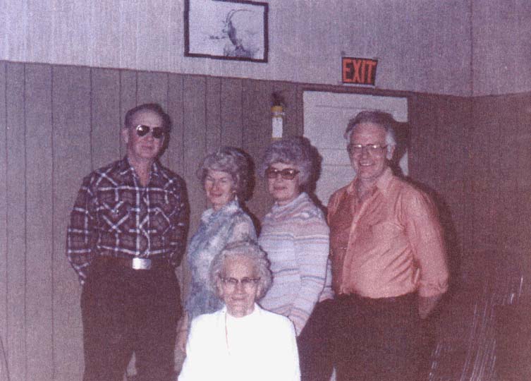 grlarsenfam.jpg 59.7K