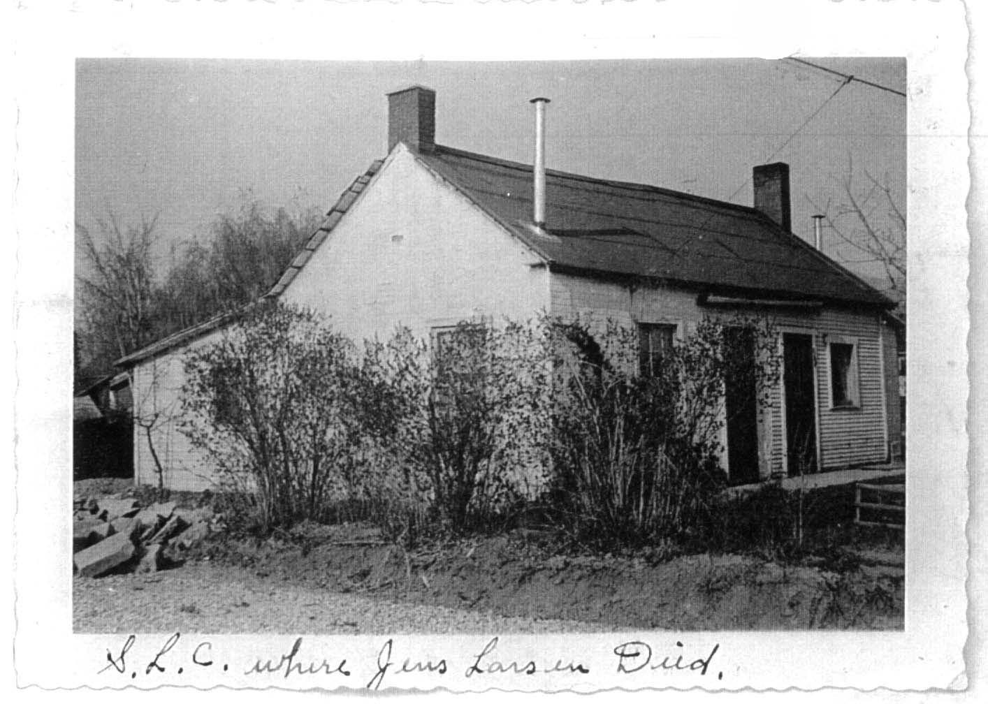 jlhousedied.jpg 138.9K