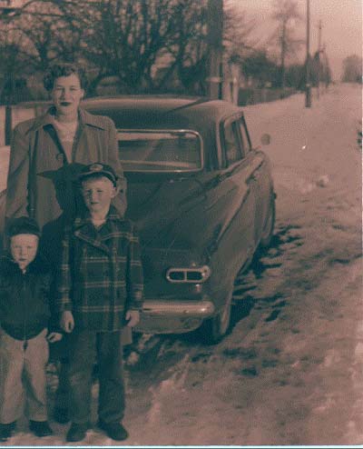 leahkidscar.jpg 31.5K