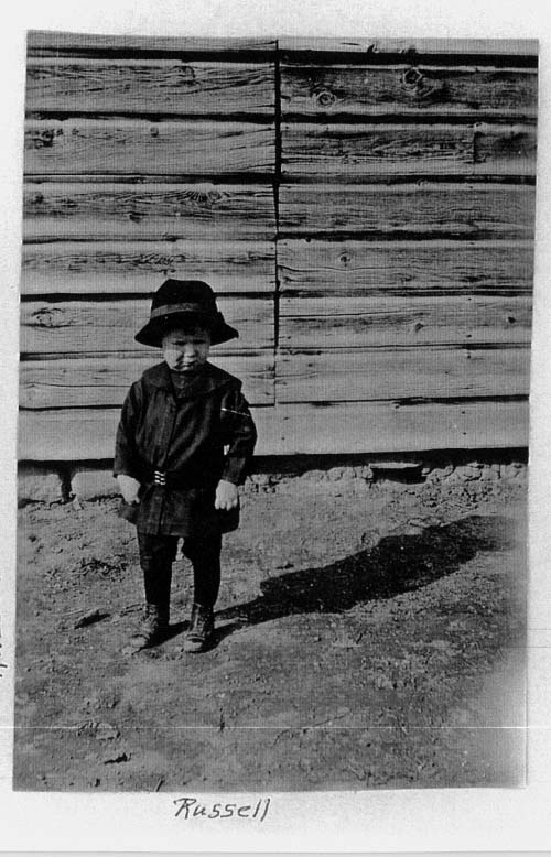 russell09.jpg 80.5K